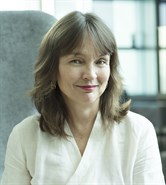 Dr Annabel Teh Gallop