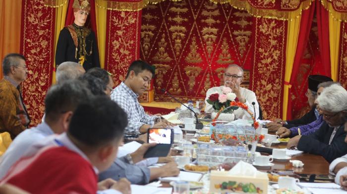 Kelompok Besenjata Myanmar Pelajari Perdamaian Aceh